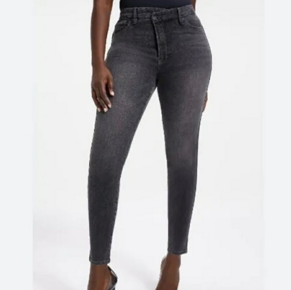 Good American the Good Curve crossover jeans - Picture 2 of 7